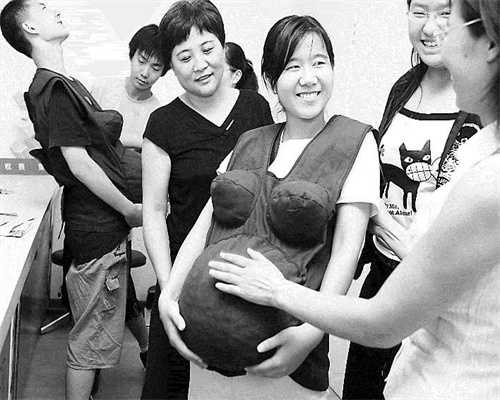 如何找南京代孕妇女,子宫内膜炎的病因是什么子